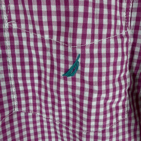 Nautica Boys’ Gingham Pink And White Long Sleeve Dress Shirt - Large 14-16 - Picture 2 of 3